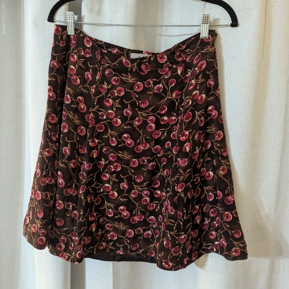 Eddie Bauer Vintage Berry Romantic Academia Skirt With Belt Loops Size 12